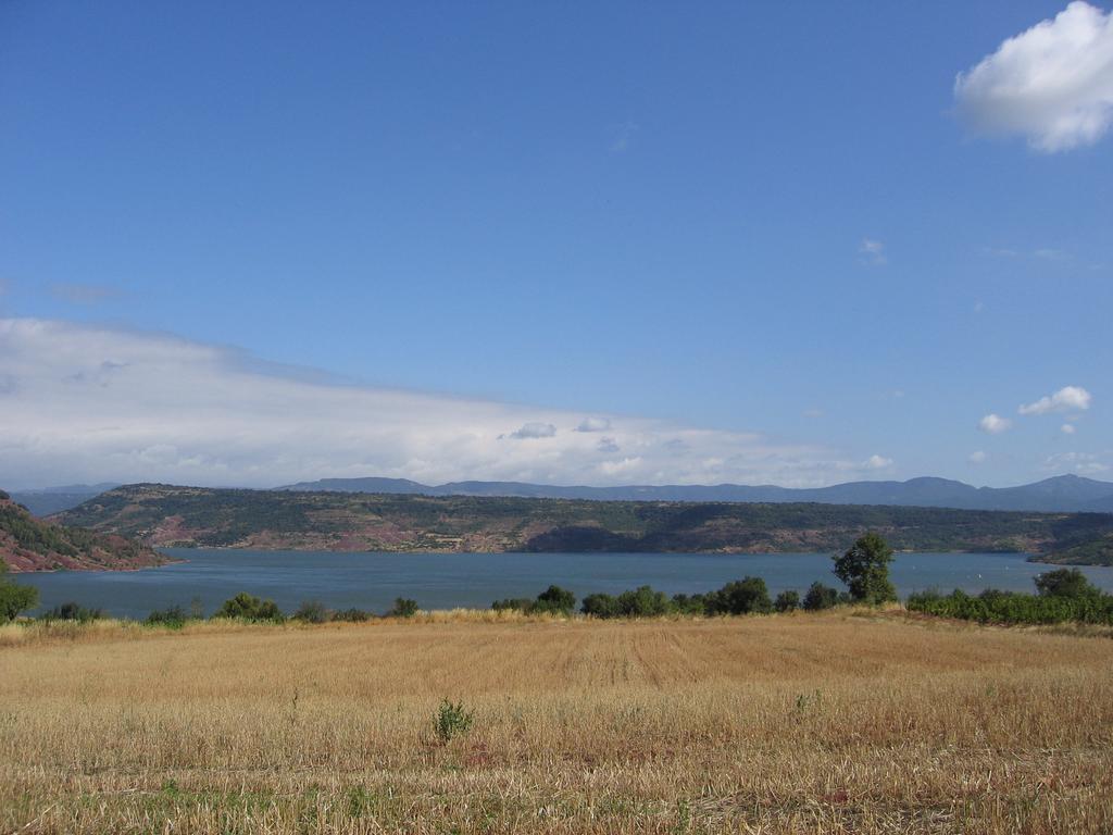 Gite Du Salagou Octon Exterior foto